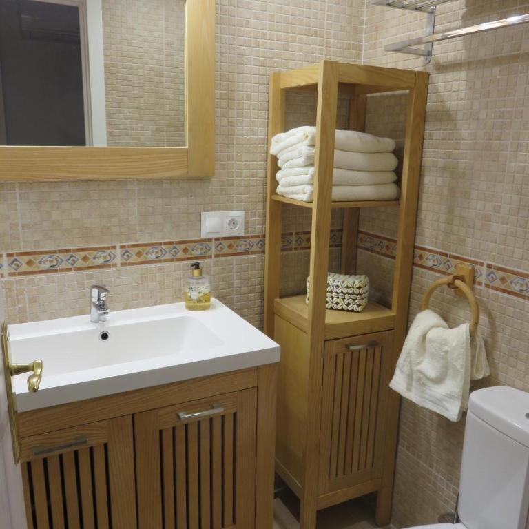 Seaside View Apartment Estepona Ngoại thất bức ảnh